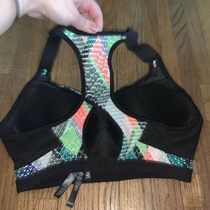 Victoria's Secret Intimates & Sleepwear - VSX Sports Bra Victoria's Secret Intimates & Sleepwear - VSX Sports Bra